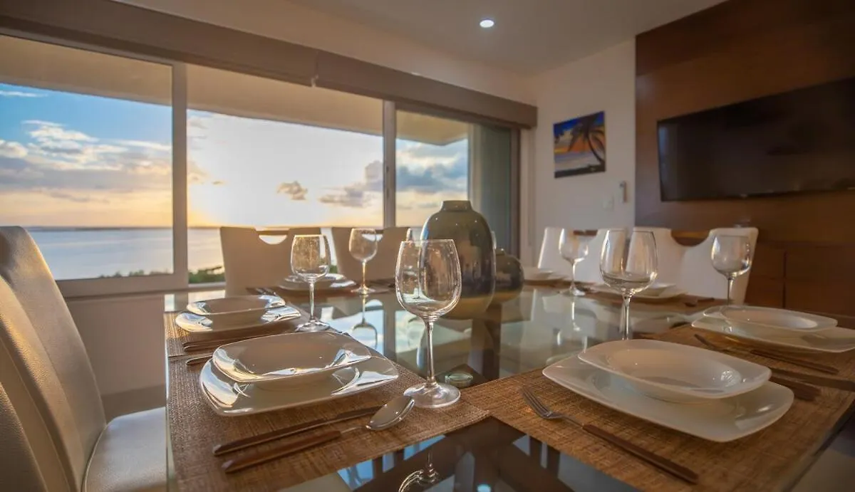 Ocean & Lagoon View Penthouse Cancún